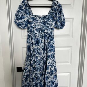 Abercrombie & Fitch Blue and White Floral Puff-Sleeve Midi Dress